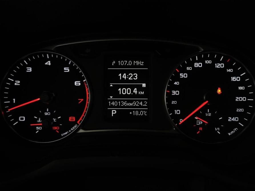 Audi A1 I (8X) Москва  - изображение 16