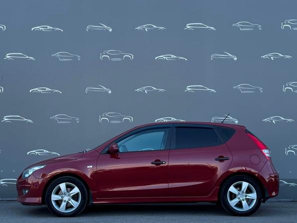 Hyundai i30 I Рестайлинг с пробегом 2010 года, цена 675 300 рублей, 176934 км, хэтчбек, Автокод Объявления
