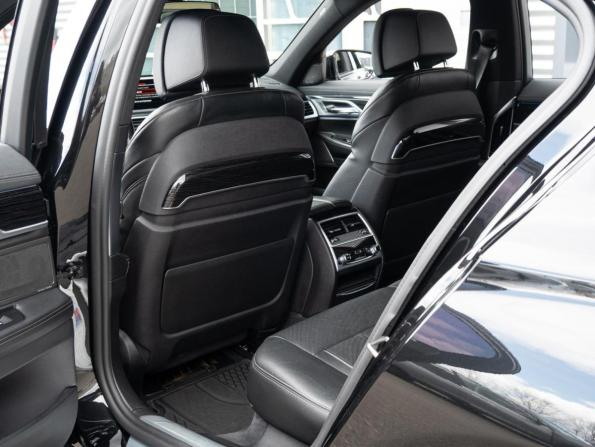 BMW 7 серии VI (G11/G12) Рестайлинг с пробегом 2019 года, цена 5 570 000 рублей, 65296 км, седан, Автокод Объявления
