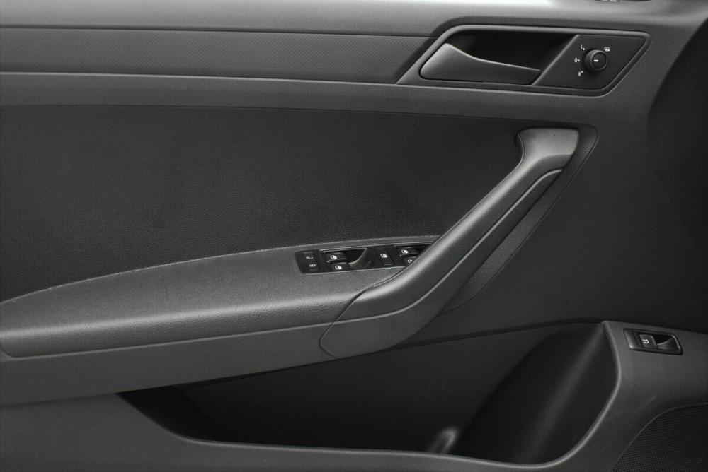Volkswagen Jetta VII Рестайлинг Москва  - изображение 9