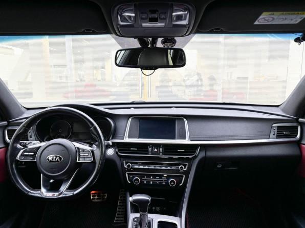 Kia Optima IV Рестайлинг с пробегом 2018 года, цена 2 100 000 рублей, 114553 км, седан, Автокод Объявления
