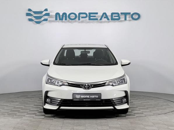 Toyota Corolla XI (E160 E170 E180) Рестайлинг 1 с пробегом 2017 года, цена 1 720 000 рублей, 94702 км, седан, Автокод Объявления