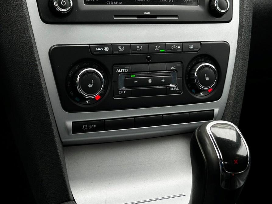 Skoda Octavia II (A5) Рестайлинг Санкт-Петербург  - изображение 14