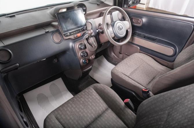 Toyota Spade с пробегом 2014 года, цена 1 079 000 рублей, 191400 км, компактвэн, Автокод Объявления