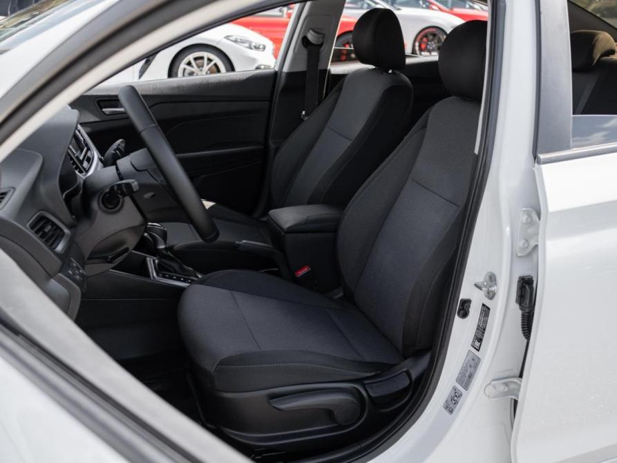 Hyundai Solaris II Сочи  - изображение 10