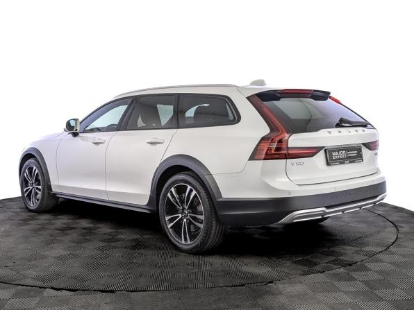 Volvo V90 Cross Country I Рестайлинг с пробегом 2021 года, цена 4 185 000 рублей, 75544 км, универсал, Автокод Объявления