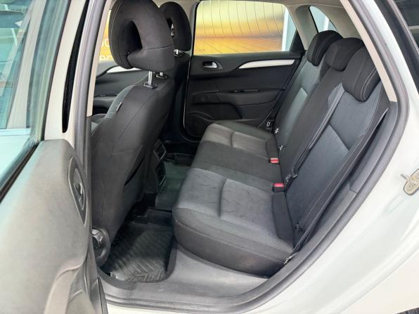Citroen C4 II с пробегом 2011 года, цена 635 000 рублей, 157380 км, хэтчбек, Автокод Объявления