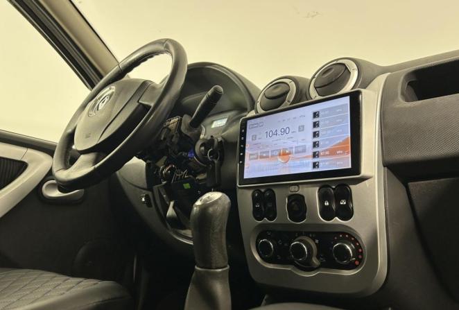 Renault Sandero I с пробегом 2011 года, цена 275 000 рублей, 279077 км, хэтчбек, Автокод Объявления