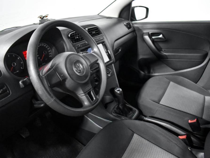 Volkswagen Polo V Санкт-Петербург  - изображение 9