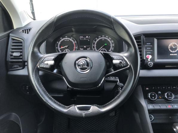 Skoda Karoq I с пробегом 2020 года, цена 2 364 500 рублей, 79918 км, внедорожник, Автокод Объявления