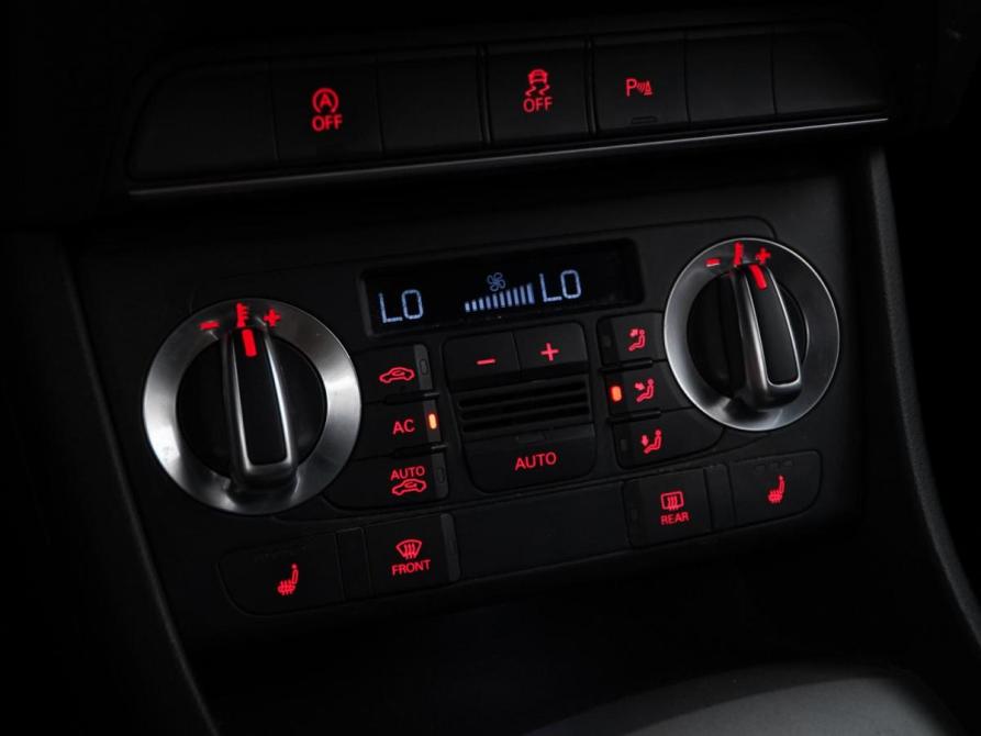 Audi Q3 I (8U) Москва  - изображение 14