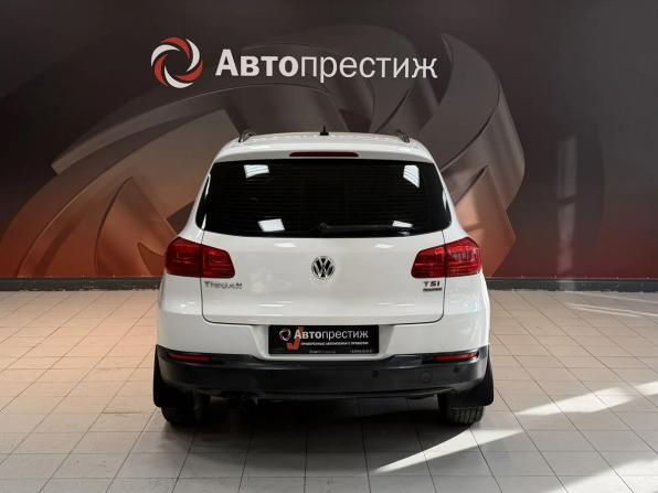 Volkswagen Tiguan I Рестайлинг с пробегом 2012 года, цена 1 050 000 рублей, 176000 км, внедорожник, Автокод Объявления