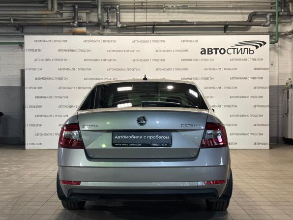 Skoda Octavia III (A7) Рестайлинг с пробегом 2019 года, цена 1 789 000 рублей, 175000 км, лифтбек, Автокод Объявления