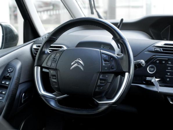 Citroen C4 Picasso II с пробегом 2016 года, цена 979 000 рублей, 141102 км, компактвэн, Автокод Объявления