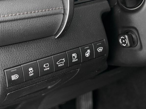 Toyota Camry VIII (XV70) с пробегом 2019 года, цена 2 730 000 рублей, 156430 км, седан, Автокод Объявления