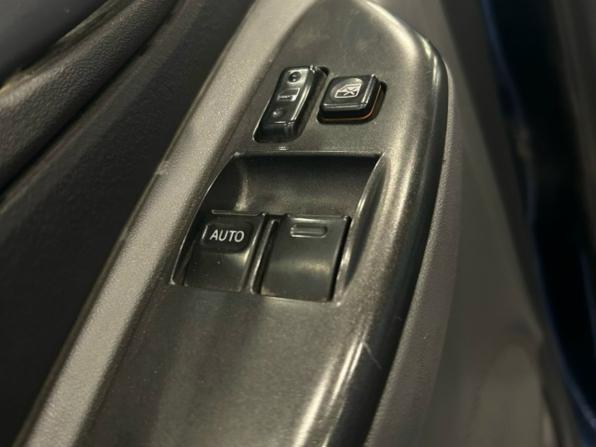 Toyota Yaris I с пробегом 2000 года, цена 299 000 рублей, 218807 км, хэтчбек, Автокод Объявления