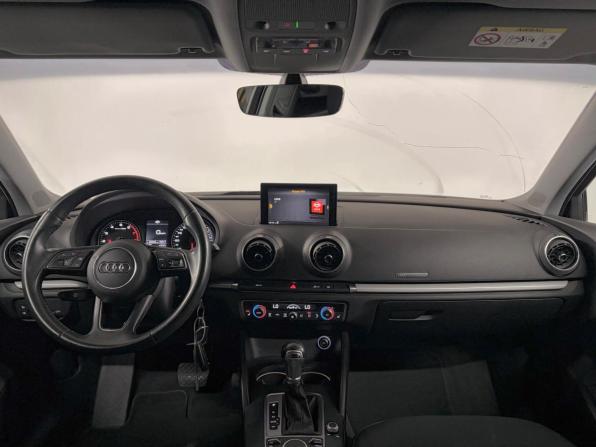 Audi A3 III (8V) Рестайлинг с пробегом 2018 года, цена 1 460 000 рублей, 206969 км, седан, Автокод Объявления