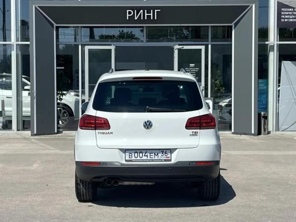Volkswagen Tiguan I Рестайлинг с пробегом 2016 года, цена 1 698 000 рублей, 92588 км, внедорожник, Автокод Объявления