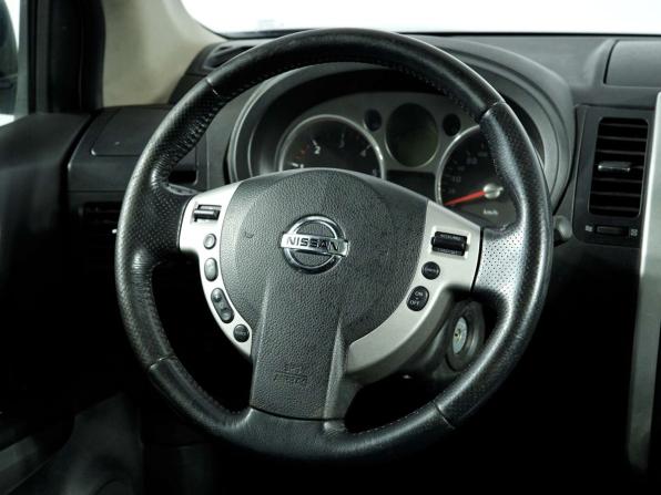 Nissan X-Trail II с пробегом 2010 года, цена 988 000 рублей, 335302 км, внедорожник, Автокод Объявления