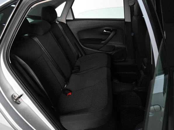 Volkswagen Polo V с пробегом 2014 года, цена 949 000 рублей, 137875 км, седан, Автокод Объявления