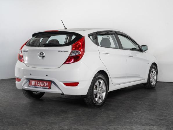 Hyundai Solaris I с пробегом 2014 года, цена 950 500 рублей, 98002 км, хэтчбек, Автокод Объявления
