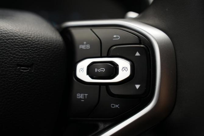 Haval Jolion I с пробегом 2023 года, цена 1 990 000 рублей, 69586 км, внедорожник, Автокод Объявления