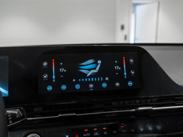Omoda C5 I с пробегом 2024 года, цена 1 880 000 рублей, 36676 км, внедорожник, Автокод Объявления