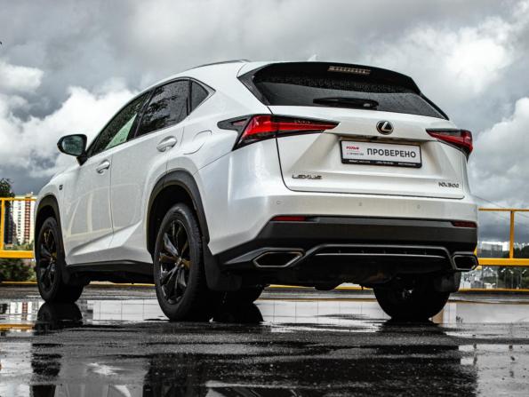 Lexus NX I Рестайлинг с пробегом 2019 года, цена 3 999 000 рублей, 66056 км, внедорожник, Автокод Объявления