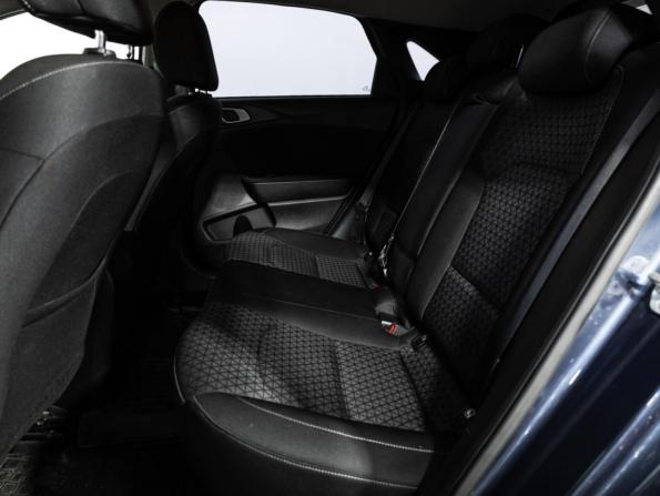 Kia Ceed III с пробегом 2019 года, цена 1 659 700 рублей, 120180 км, хэтчбек, Автокод Объявления