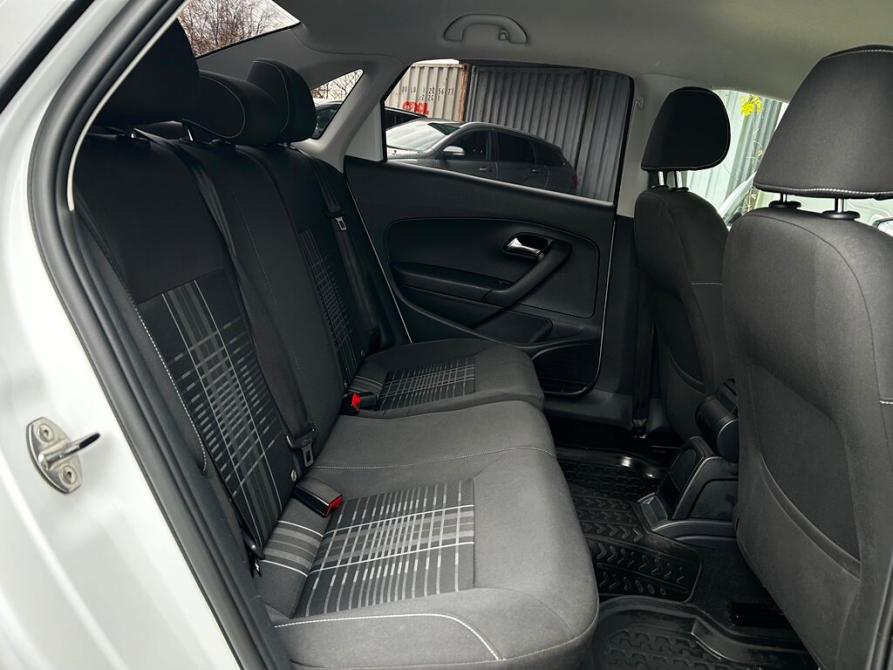 Volkswagen Polo V Санкт-Петербург  - изображение 8