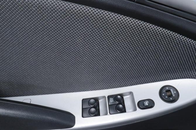 Hyundai Solaris I с пробегом 2012 года, цена 749 000 рублей, 152300 км, седан, Автокод Объявления