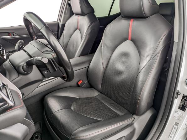 Toyota Camry VIII (XV70) Рестайлинг с пробегом 2021 года, цена 3 500 000 рублей, 99478 км, седан, Автокод Объявления
