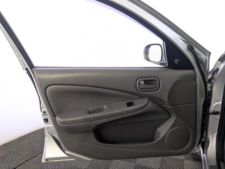 Nissan Almera Classic I Москва  - изображение 18