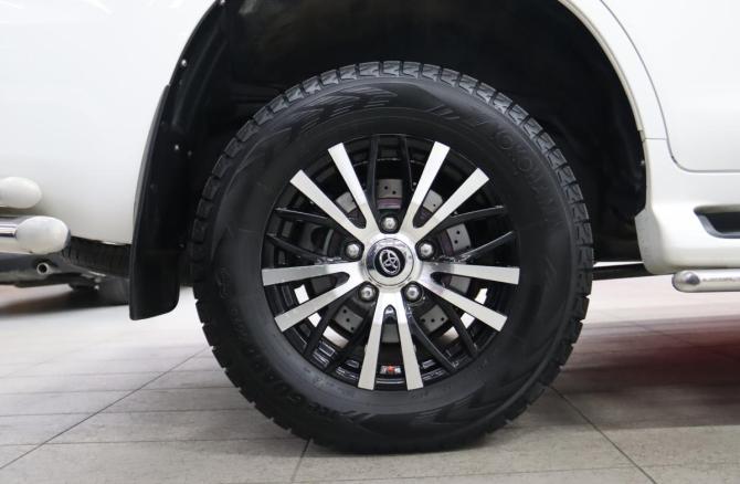 Toyota Land Cruiser 200 Series Рестайлинг 2 с пробегом 2016 года, цена 5 465 750 рублей, 247442 км, внедорожник, Автокод Объявления