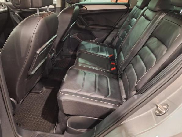Volkswagen Tiguan II с пробегом 2018 года, цена 2 799 000 рублей, 158350 км, внедорожник, Автокод Объявления