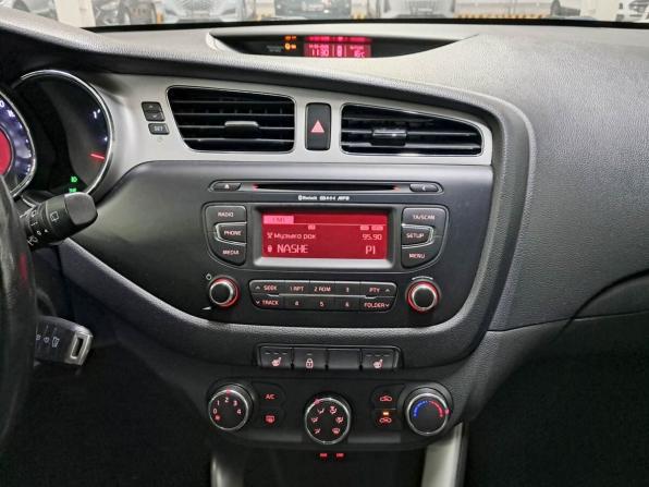 Kia Ceed II с пробегом 2014 года, цена 975 000 рублей, 143882 км, хэтчбек, Автокод Объявления