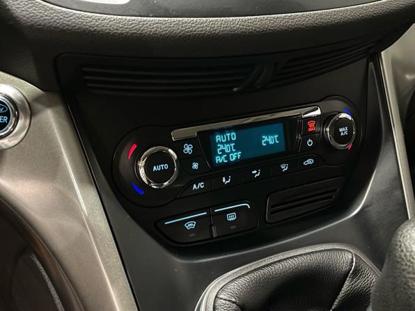 Ford Kuga II с пробегом 2013 года, цена 1 030 000 рублей, 147989 км, внедорожник, Автокод Объявления