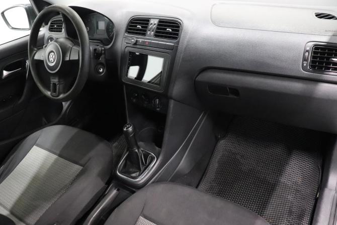 Volkswagen Polo V с пробегом 2010 года, цена 398 000 рублей, 252452 км, седан, Автокод Объявления