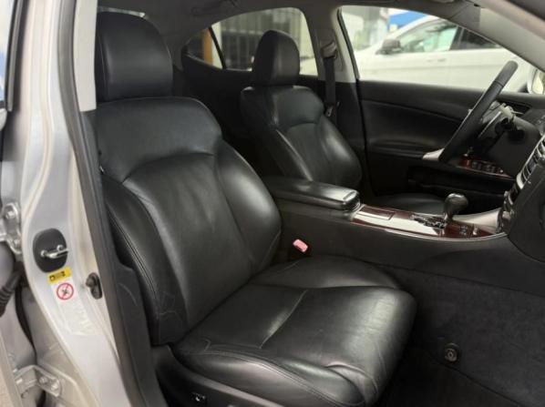 Lexus IS II с пробегом 2007 года, цена 1 750 000 рублей, 148000 км, седан, Автокод Объявления