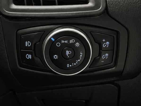 Ford Focus III Рестайлинг с пробегом 2017 года, цена 1 077 000 рублей, 134038 км, хэтчбек, Автокод Объявления