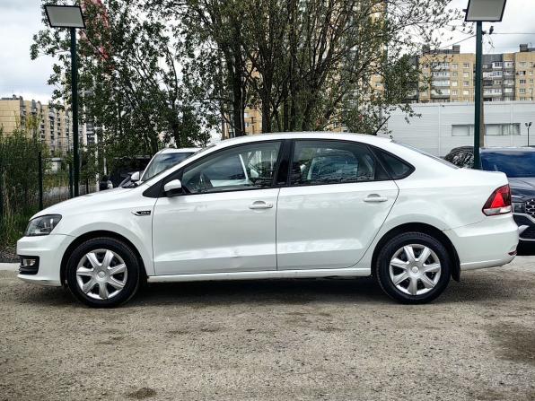 Volkswagen Polo V Рестайлинг с пробегом 2016 года, цена 849 000 рублей, 178000 км, седан, Автокод Объявления
