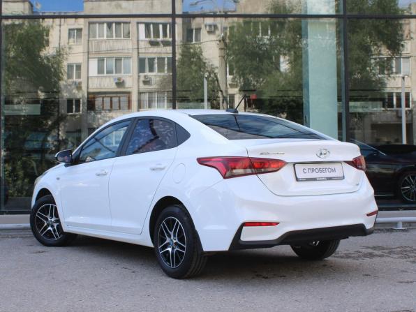 Hyundai Solaris II с пробегом 2018 года, цена 1 285 000 рублей, 127000 км, седан, Автокод Объявления
