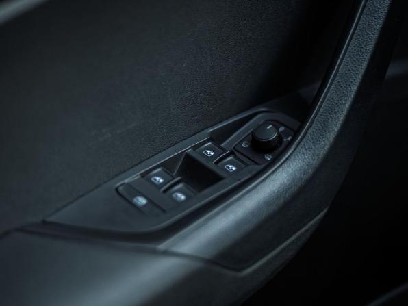 Skoda Karoq I с пробегом 2020 года, цена 1 870 000 рублей, 122516 км, внедорожник, Автокод Объявления