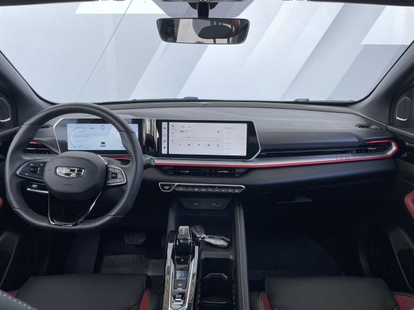 Geely Coolray I Рестайлинг с пробегом 2024 года, цена 2 198 000 рублей, 15235 км, внедорожник, Автокод Объявления