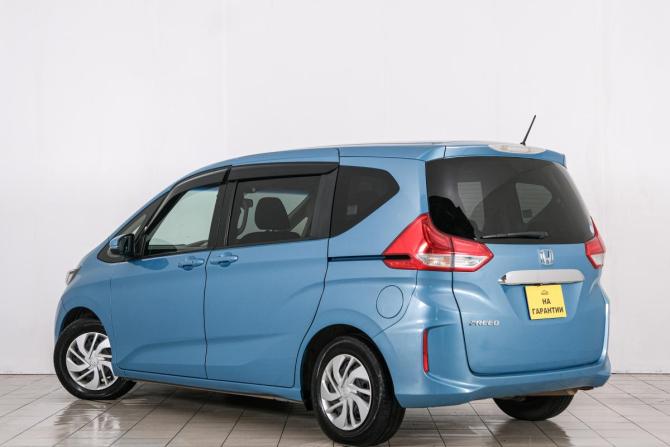 Honda Freed II с пробегом 2019 года, цена 1 499 000 рублей, 88500 км, компактвэн, Автокод Объявления
