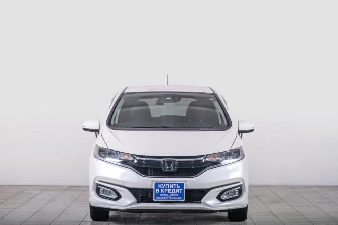Honda Fit III Рестайлинг с пробегом 2018 года, цена 1 429 000 рублей, 34000 км, хэтчбек, Автокод Объявления