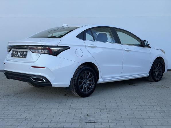Omoda S5 с пробегом 2024 года, цена 1 297 000 рублей, 43950 км, седан, Автокод Объявления