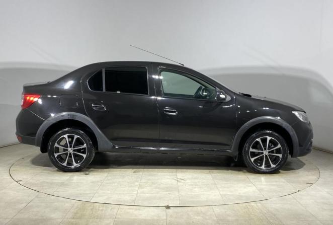 Renault Logan II с пробегом 2018 года, цена 950 000 рублей, 117568 км, седан, Автокод Объявления
