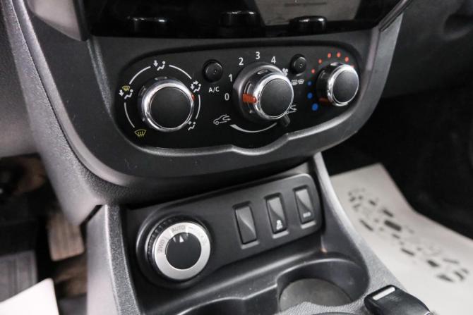 Renault Duster I Рестайлинг с пробегом 2018 года, цена 1 479 000 рублей, 90000 км, внедорожник, Автокод Объявления