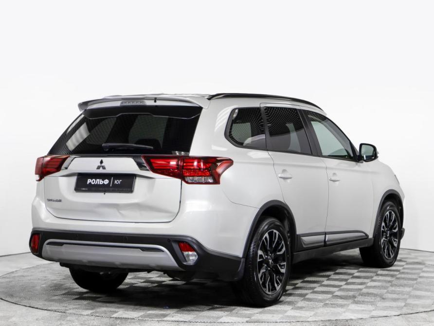 Mitsubishi Outlander III Рестайлинг 3 Москва  - изображение 4